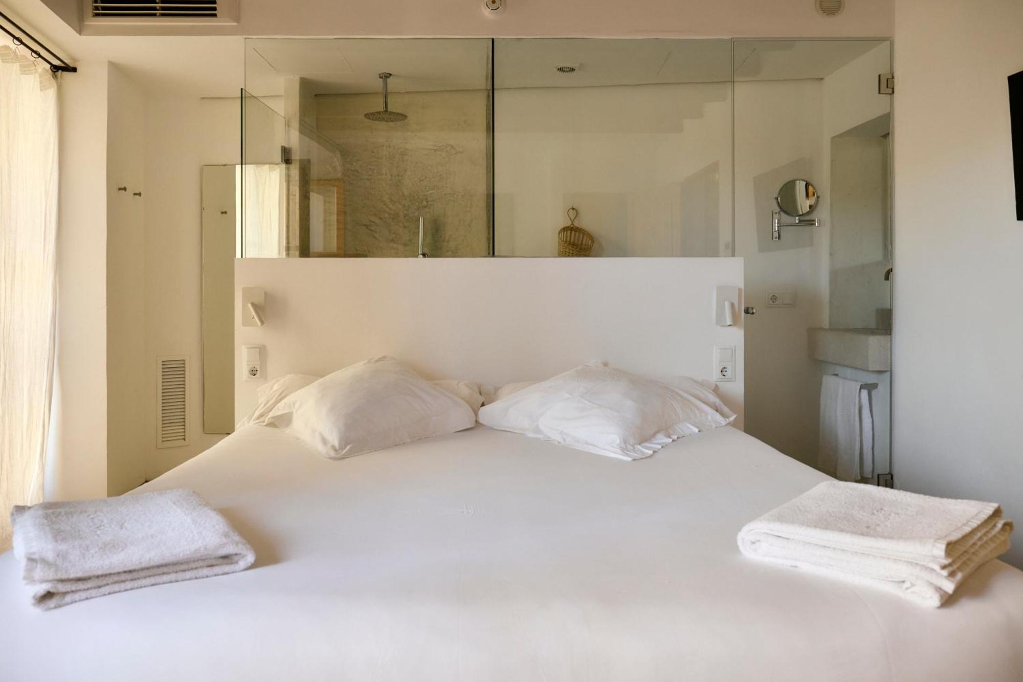 Hotel Forn Nou Artá Esterno foto